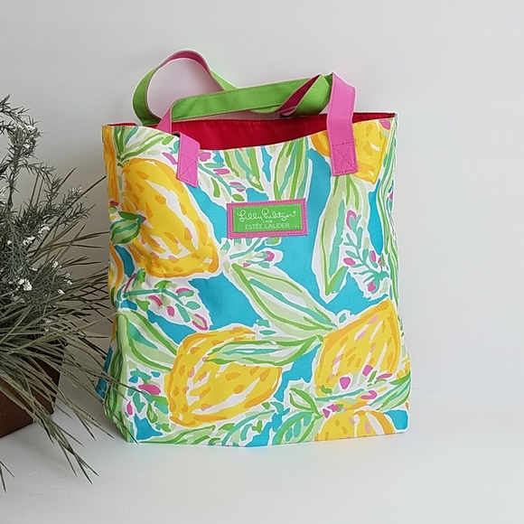 Lilly Pulitzer for Estee Lauder Handbags - ⚠️SUBMIT UR OFFER⚠️Lilly Pulitzer for EL Tote NWOT